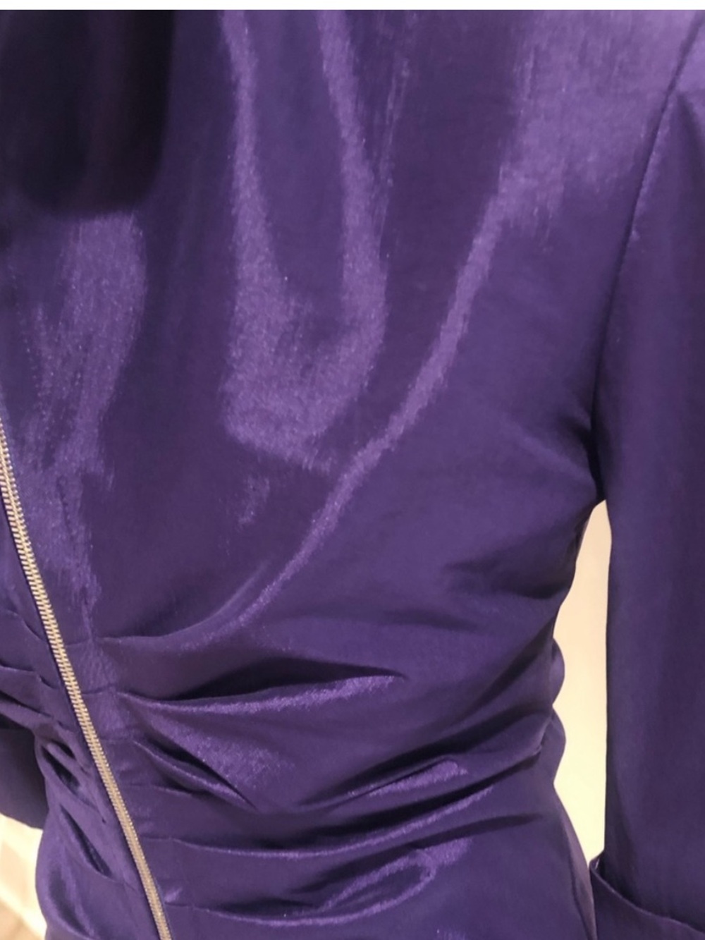 Joseph Ribkoff Purple Satin Ruched Jacket-LIKE NEW • DISCOUNTED PRICE - Picture 3 of 11